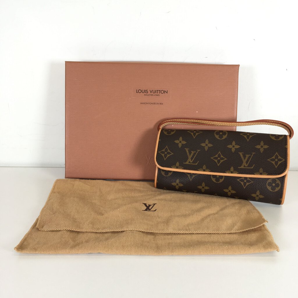 Louis Vuitton Twin Pochette