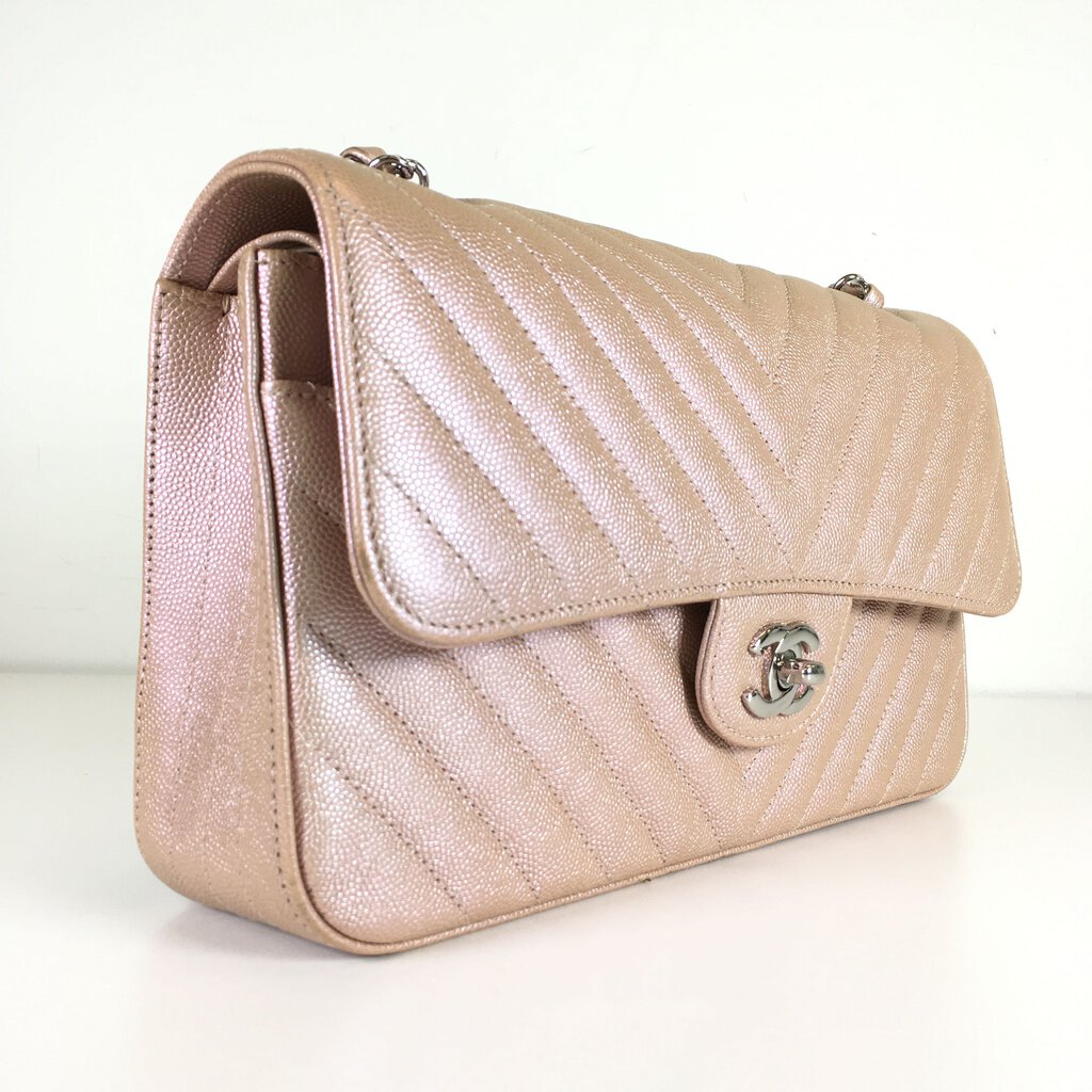 Chanel Chevron 17B ML Flap