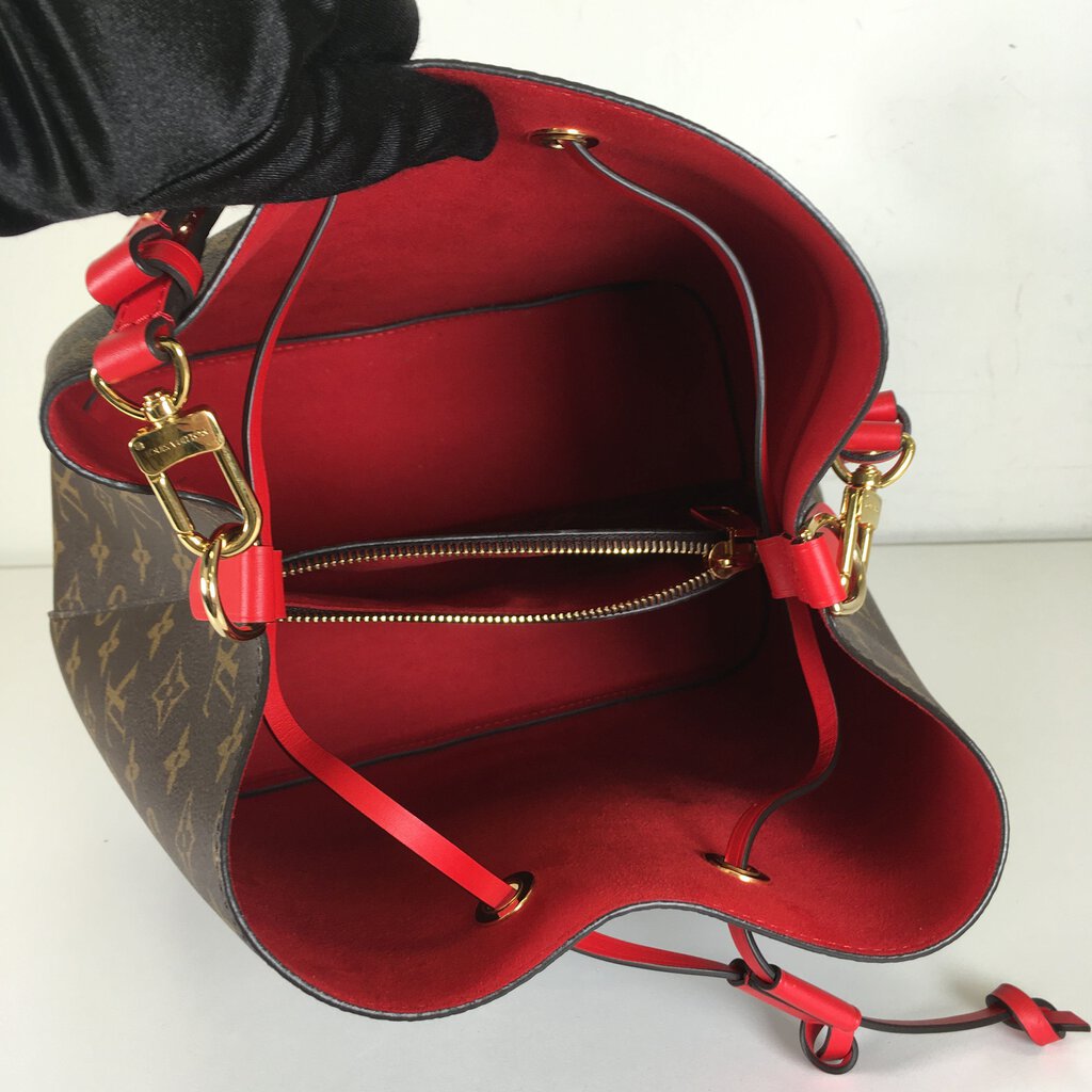 Louis Vuitton NeoNoe MM