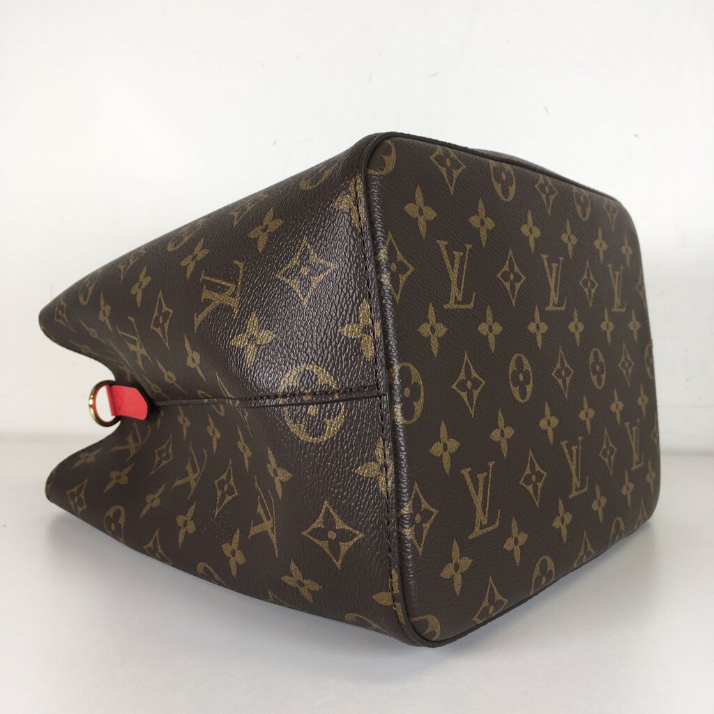 Louis Vuitton NeoNoe MM