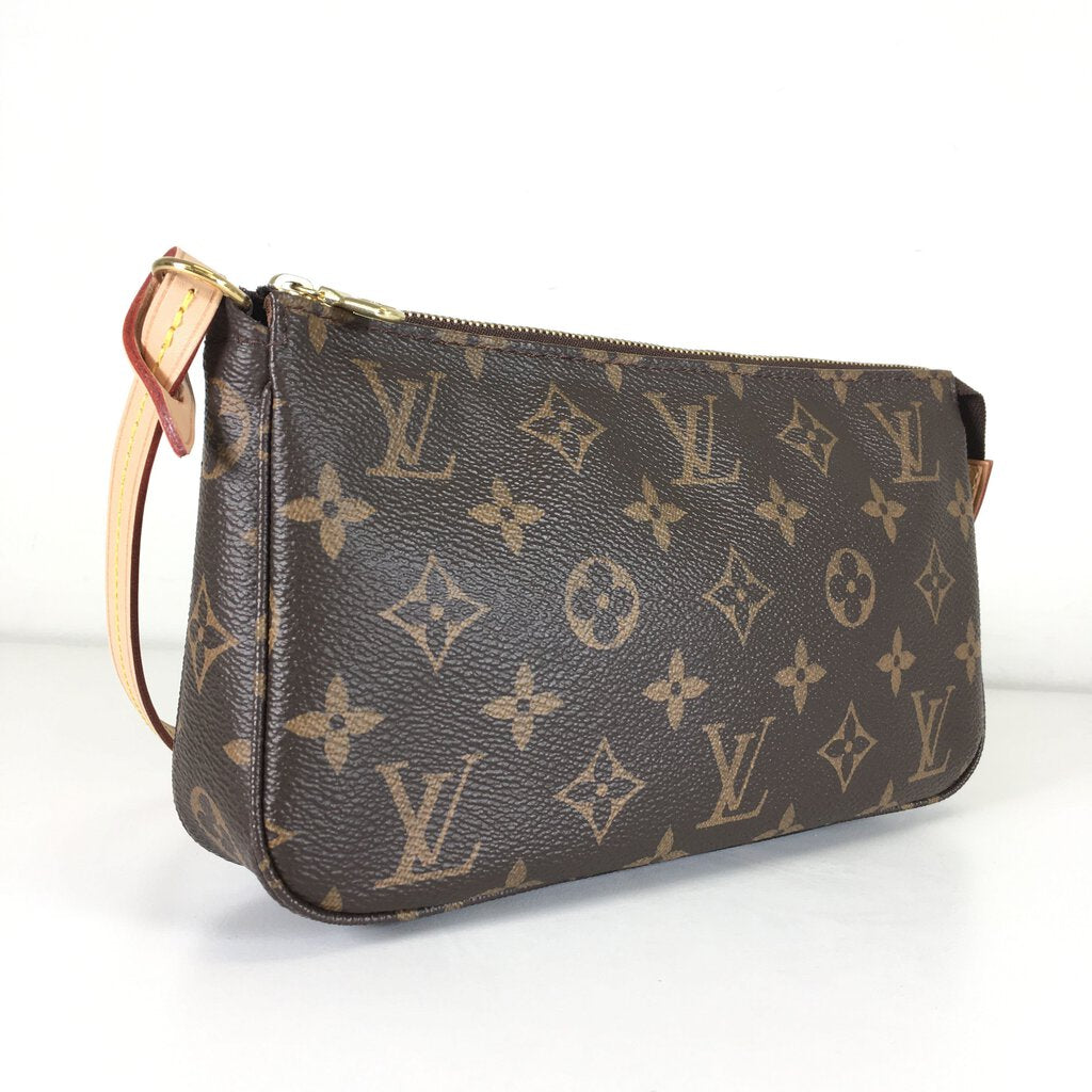 Louis Vuitton Pochette Accessories