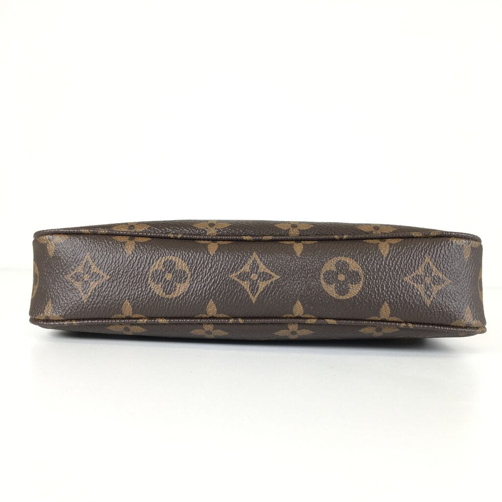 Louis Vuitton Pochette Accessories