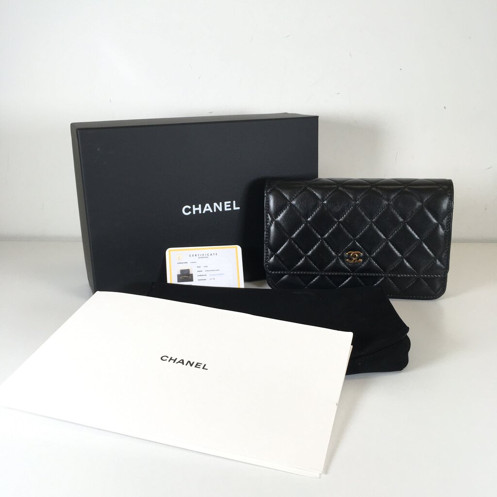 Chanel Wallet on Chain