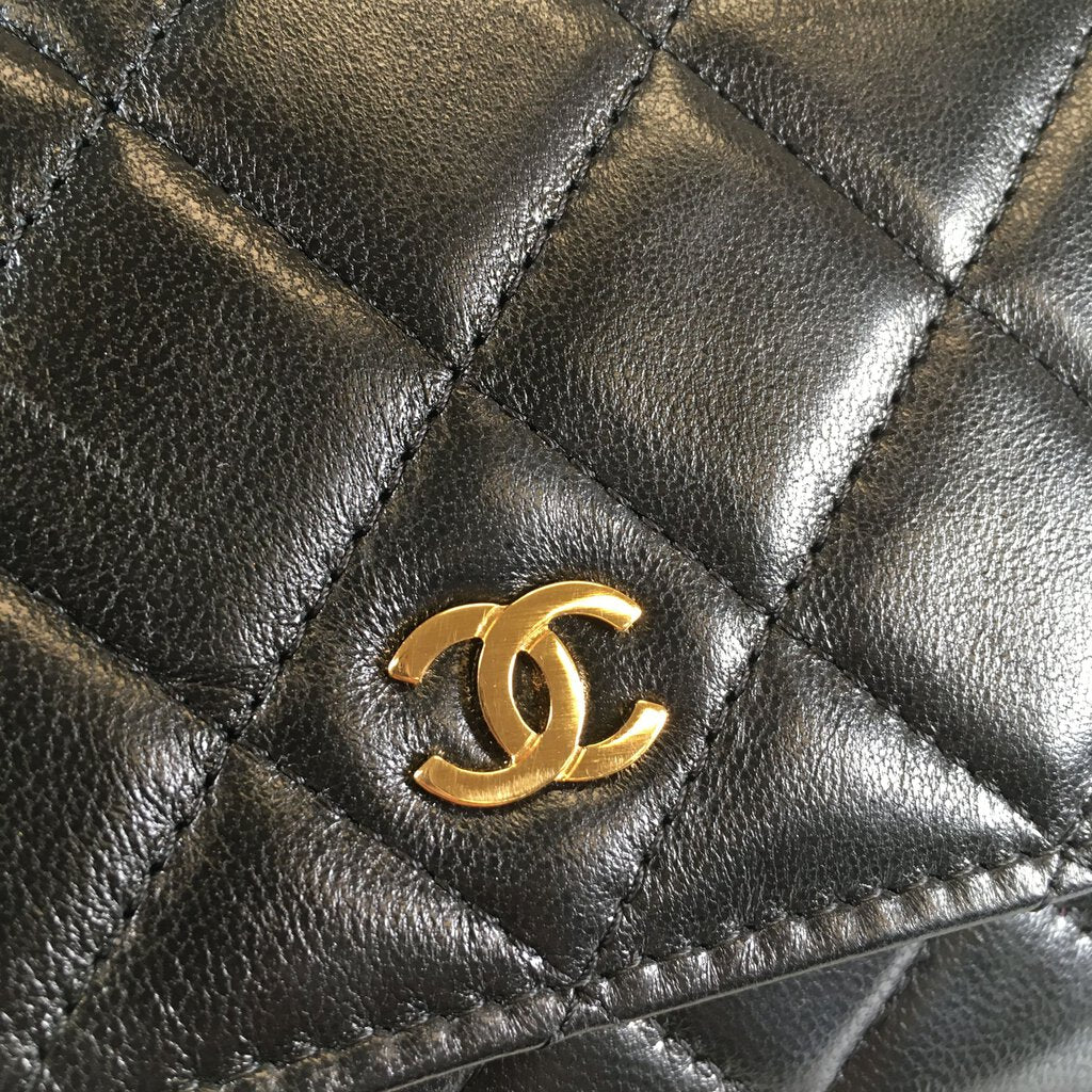 Chanel Wallet on Chain