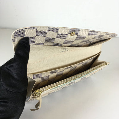 Louis Vuitton Emilie Wallet