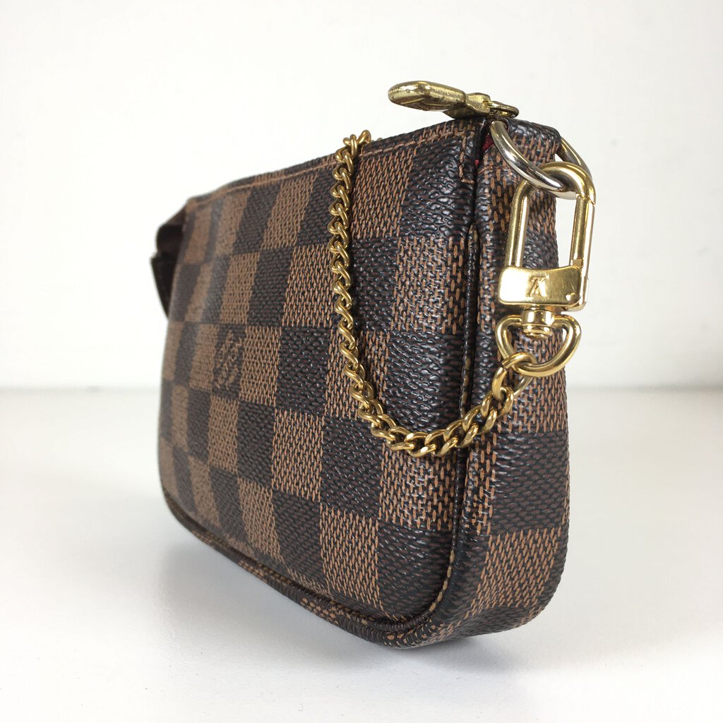 Louis Vuitton Mini Pochette Accessories