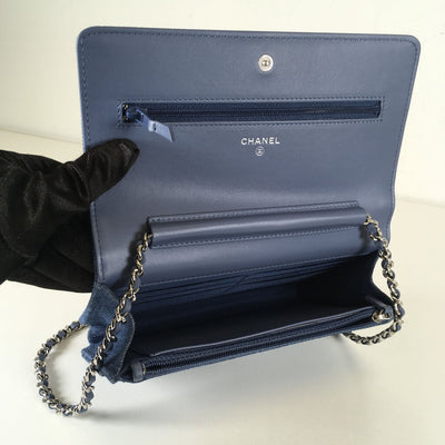 Chanel Wallet on Chain (WOC)