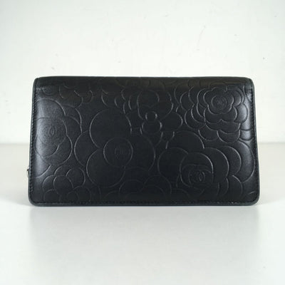 Chanel Camellia Wallet with Chain