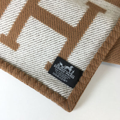 Hermes Avalon Throw Blanket