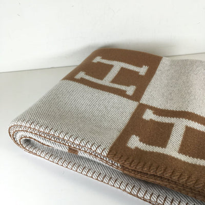 Hermes Avalon Throw Blanket