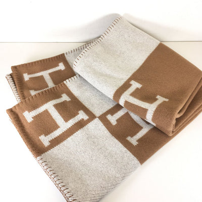 Hermes Avalon Throw Blanket