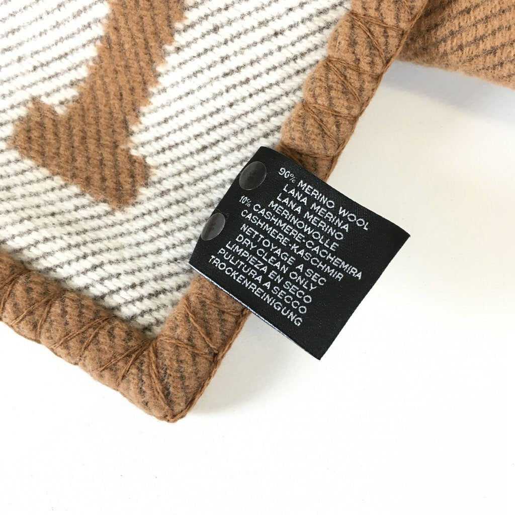 Hermes Avalon Throw Blanket