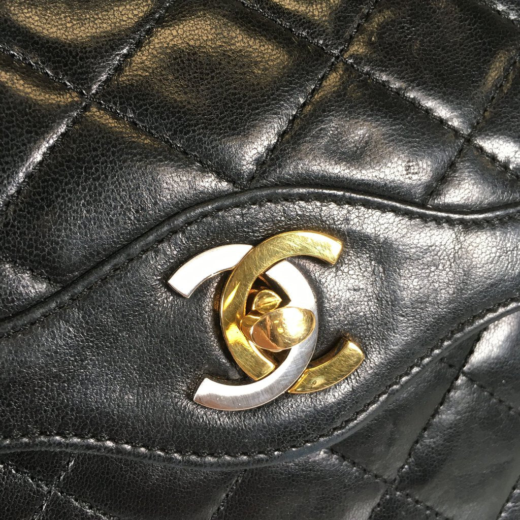 Chanel Vintage Matelasse Flap