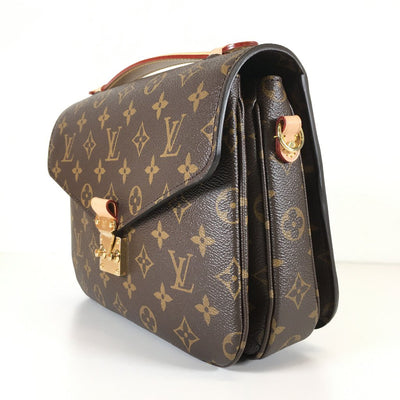 Louis Vuitton Pochette Metis