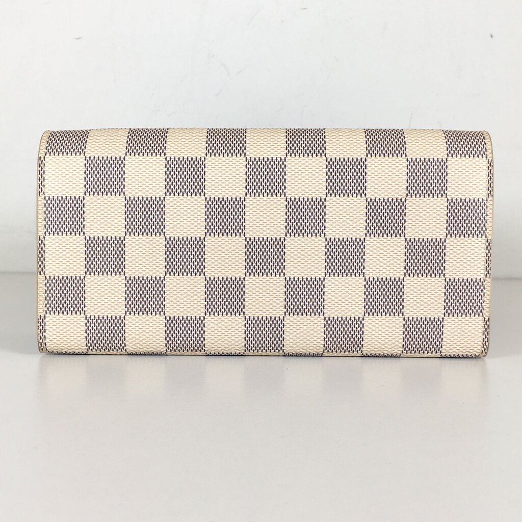 Louis Vuitton Emilie Wallet