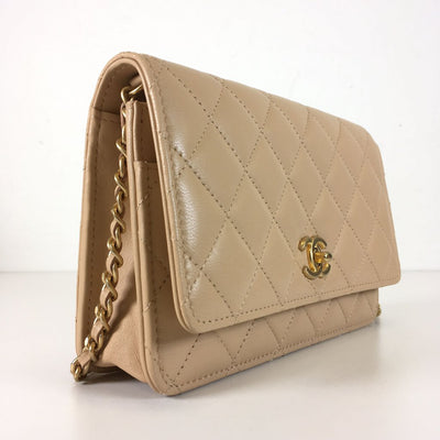 Chanel Pearl Crush Wallet on Chain