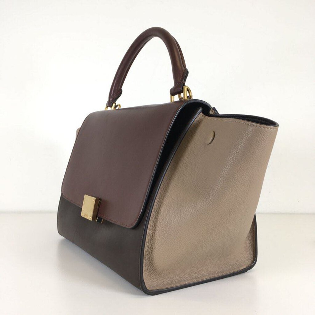 Celine Trapeze