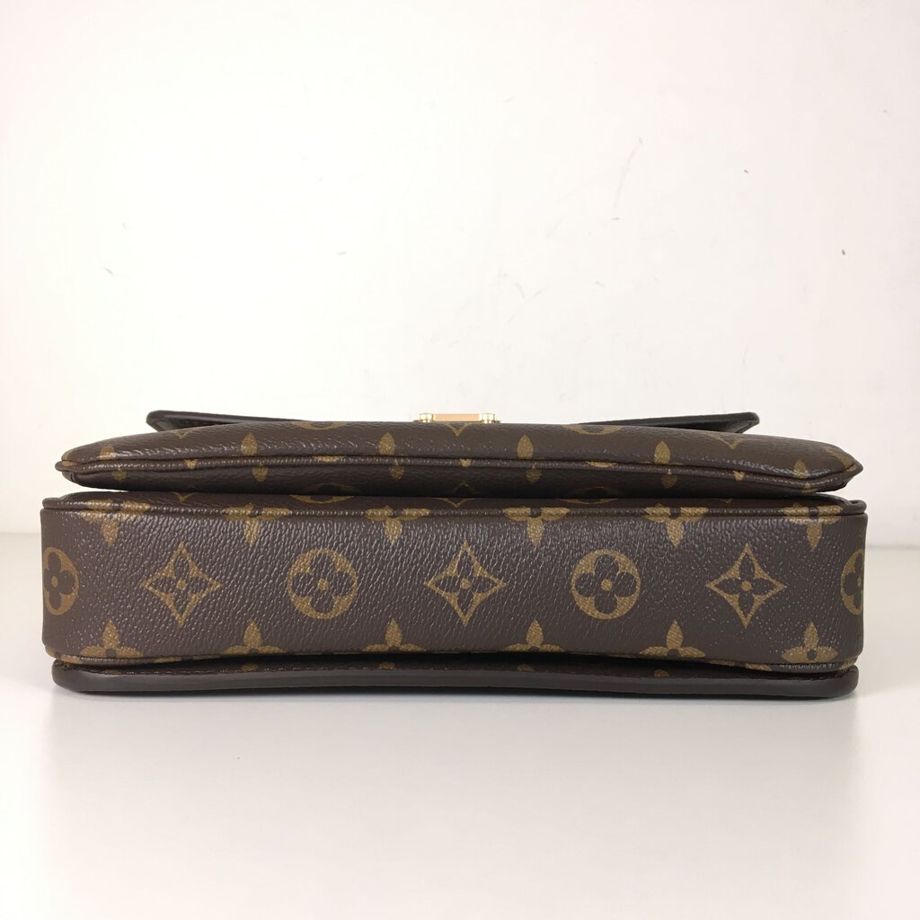 Louis Vuitton Pochette Metis