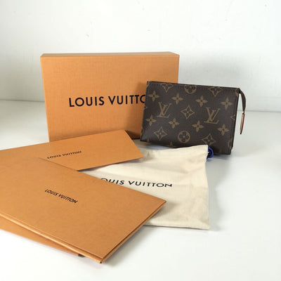 Louis Vuitton Toiletry 15