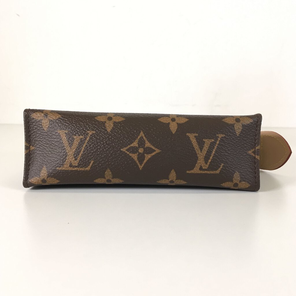 Louis Vuitton Toiletry 15