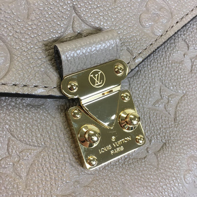 Louis Vuitton Pochette Metis