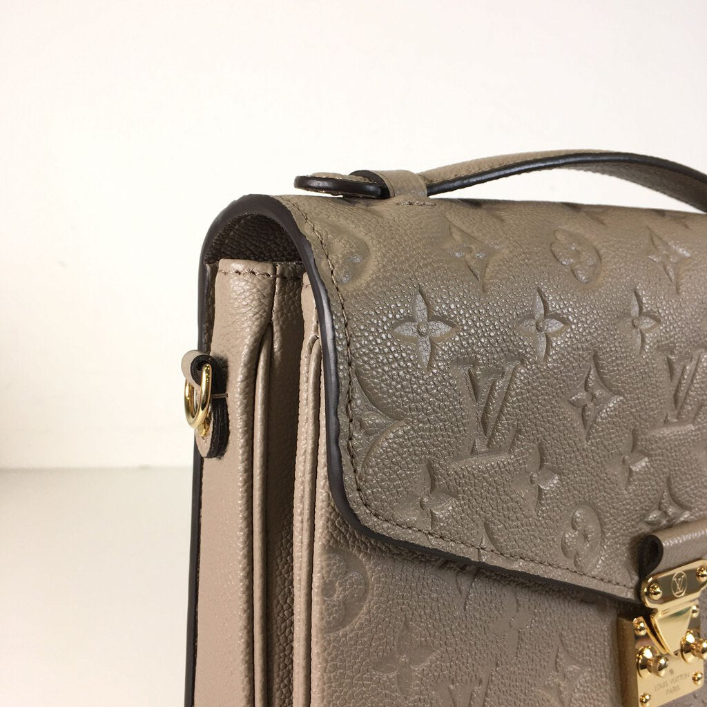 Louis Vuitton Pochette Metis