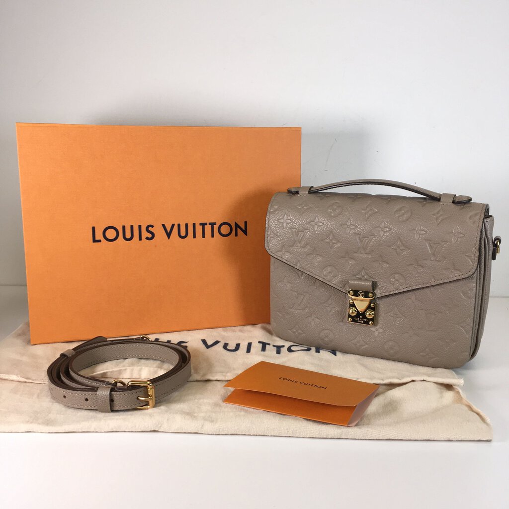 Louis Vuitton Pochette Metis