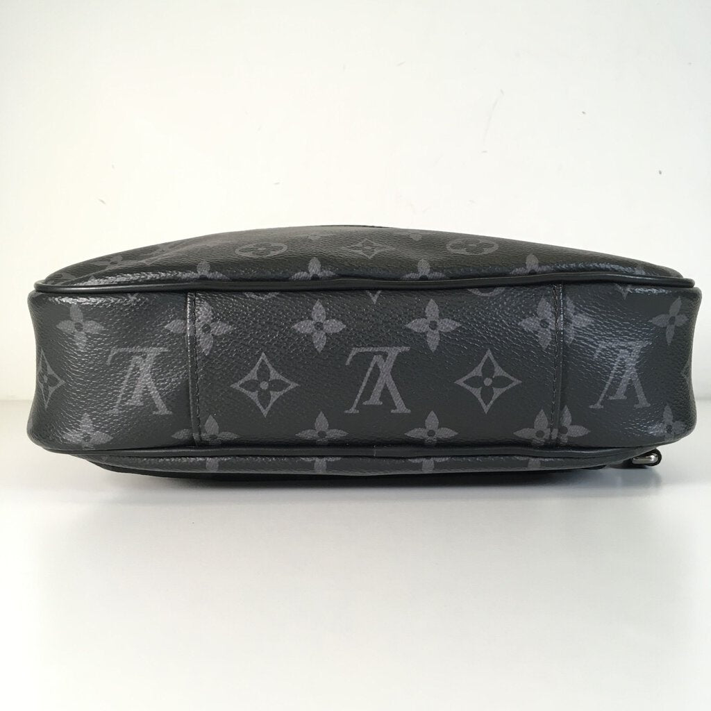 Louis Vuitton Explorer Bumbag