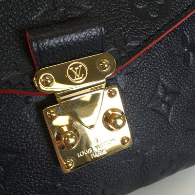 Louis Vuitton Pochette Metis