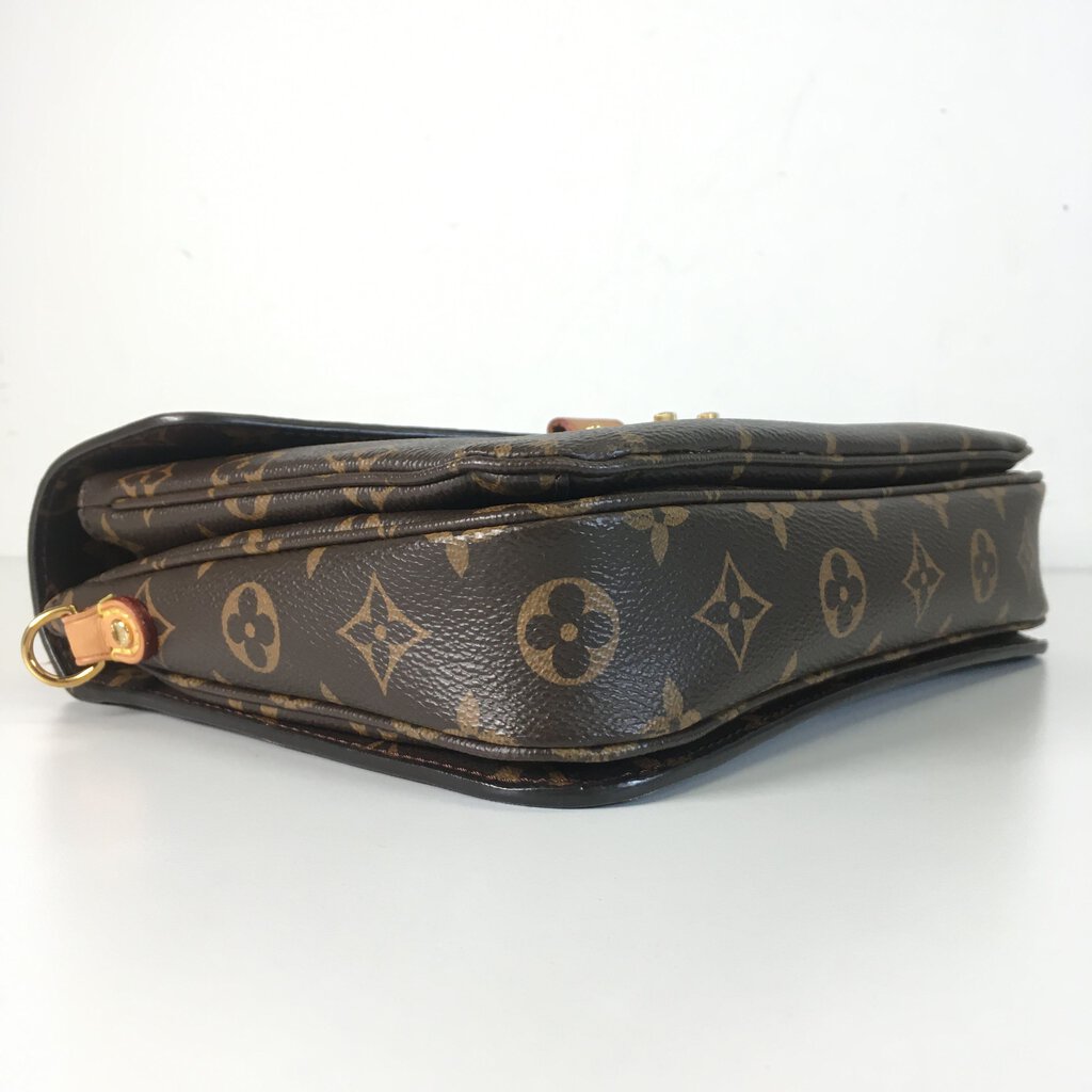 Louis Vuitton Pochette Metis