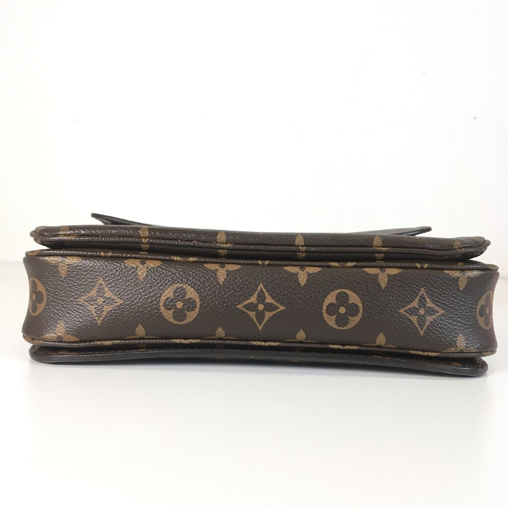 Louis Vuitton Pochette Metis