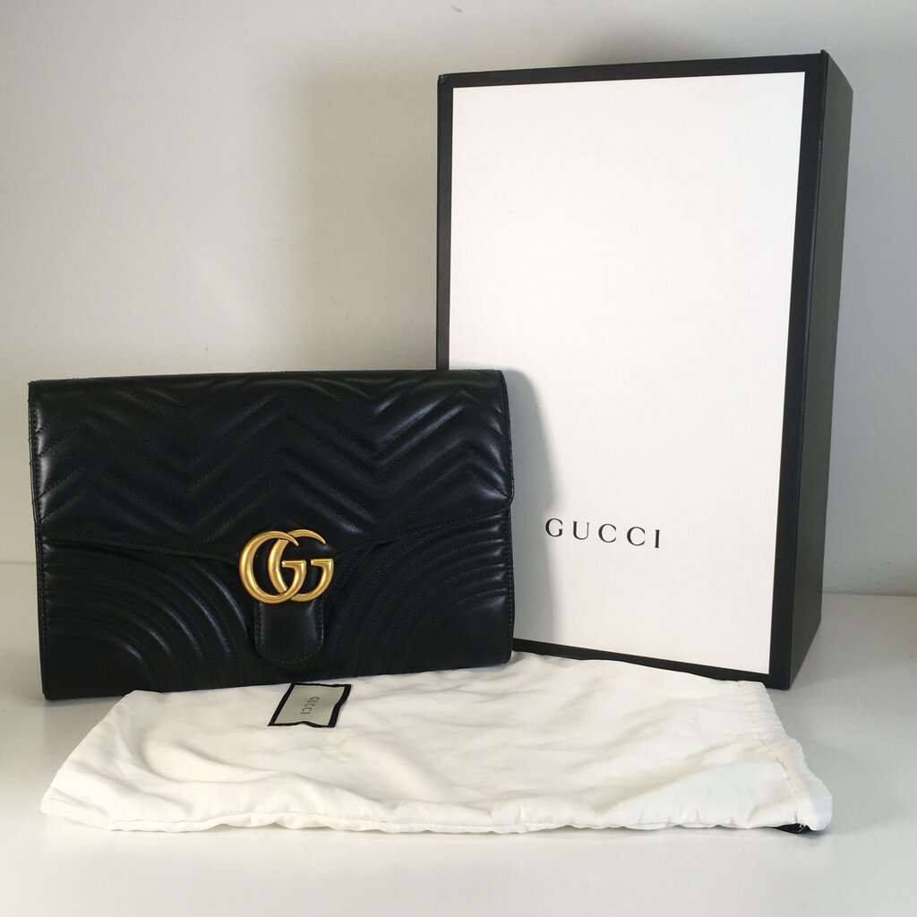 Gucci Marmont Clutch