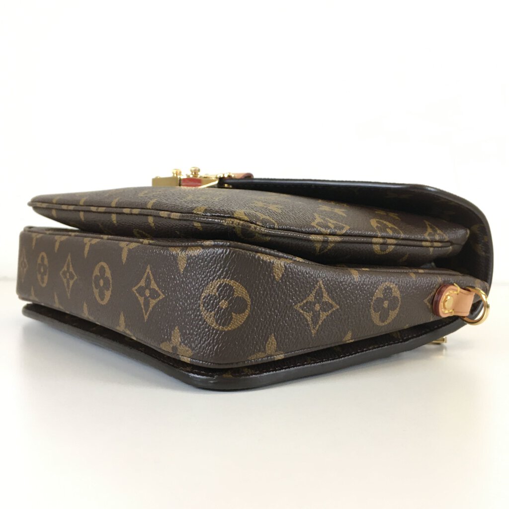 Louis Vuitton Pochette Métis