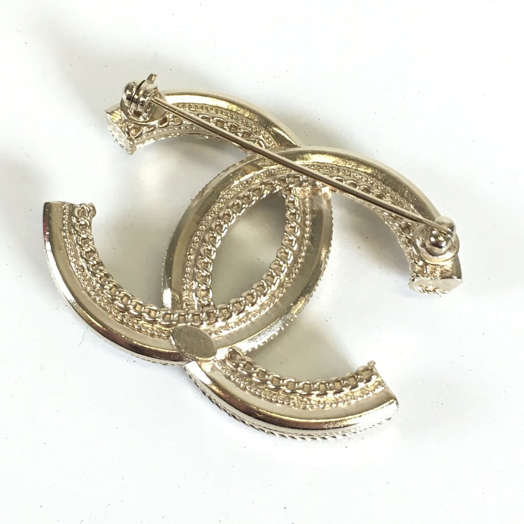 Chanel CC Pearl Brooch