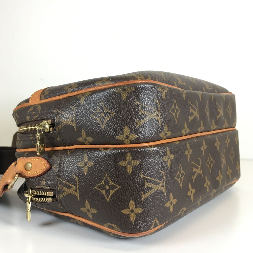 Louis Vuitton Reporter Bag