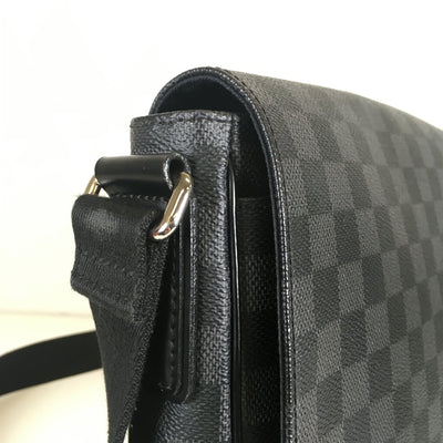 Louis Vuitton District Messenger Bag