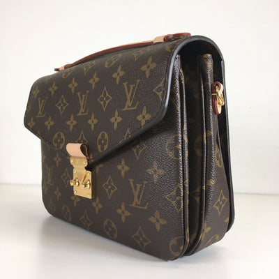 Louis Vuitton Pochette Metis