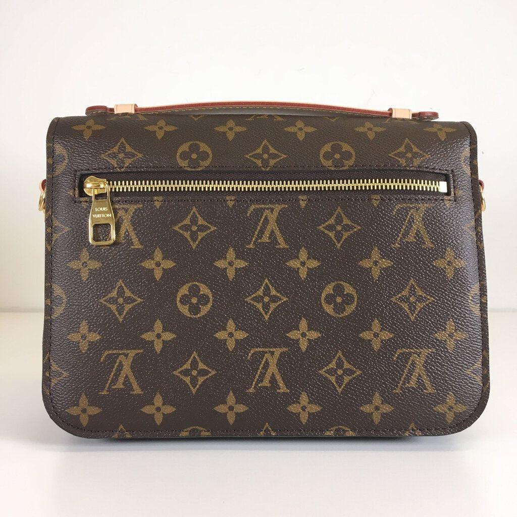 Louis Vuitton Pochette Metis