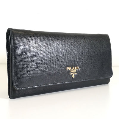 Prada Saffiano Wallet on Chain