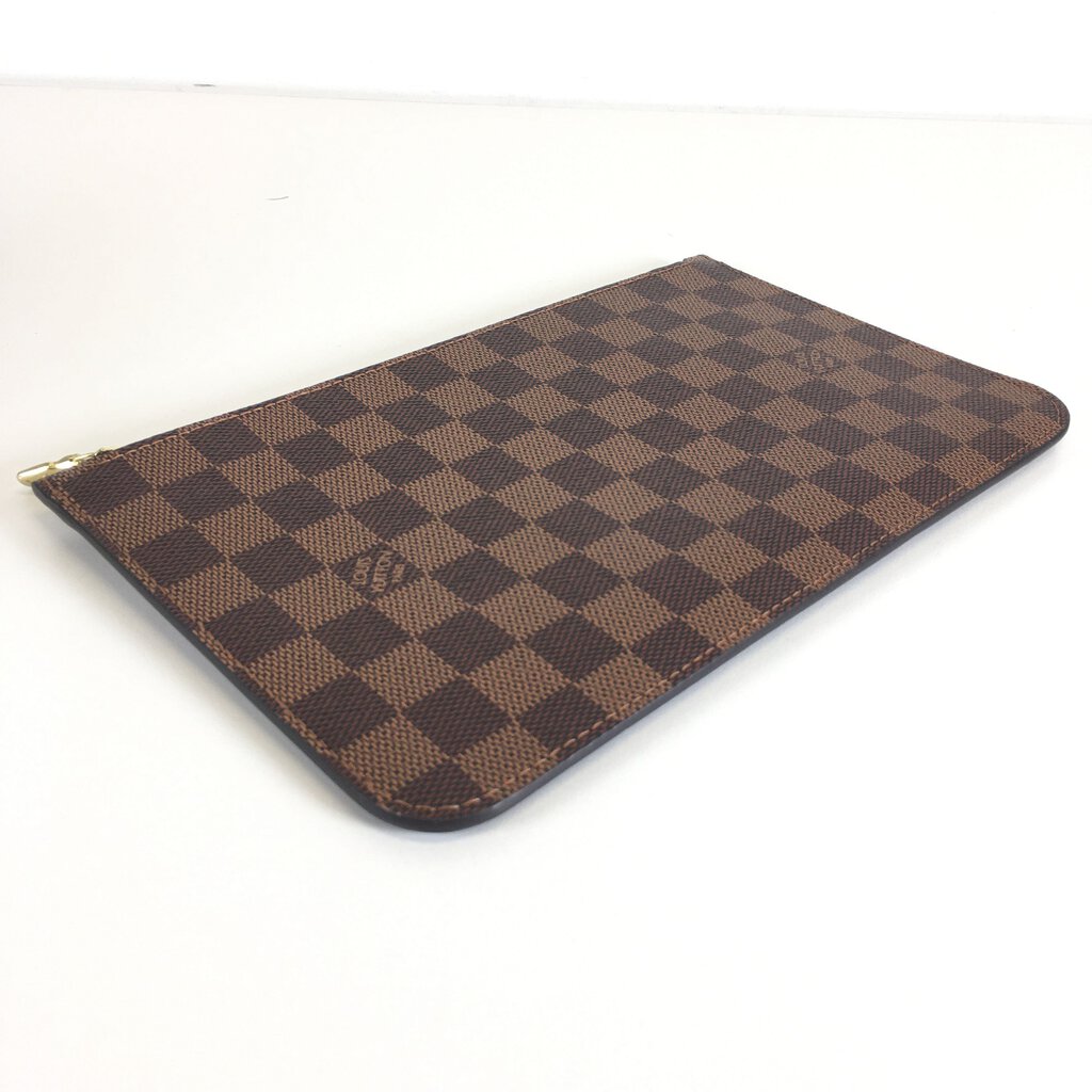 Louis Vuitton Neverfull Pouch