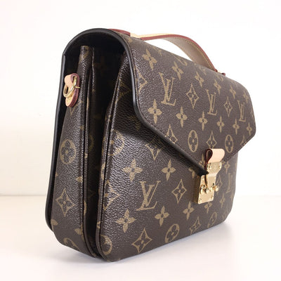 Louis Vuitton Pochette Metis