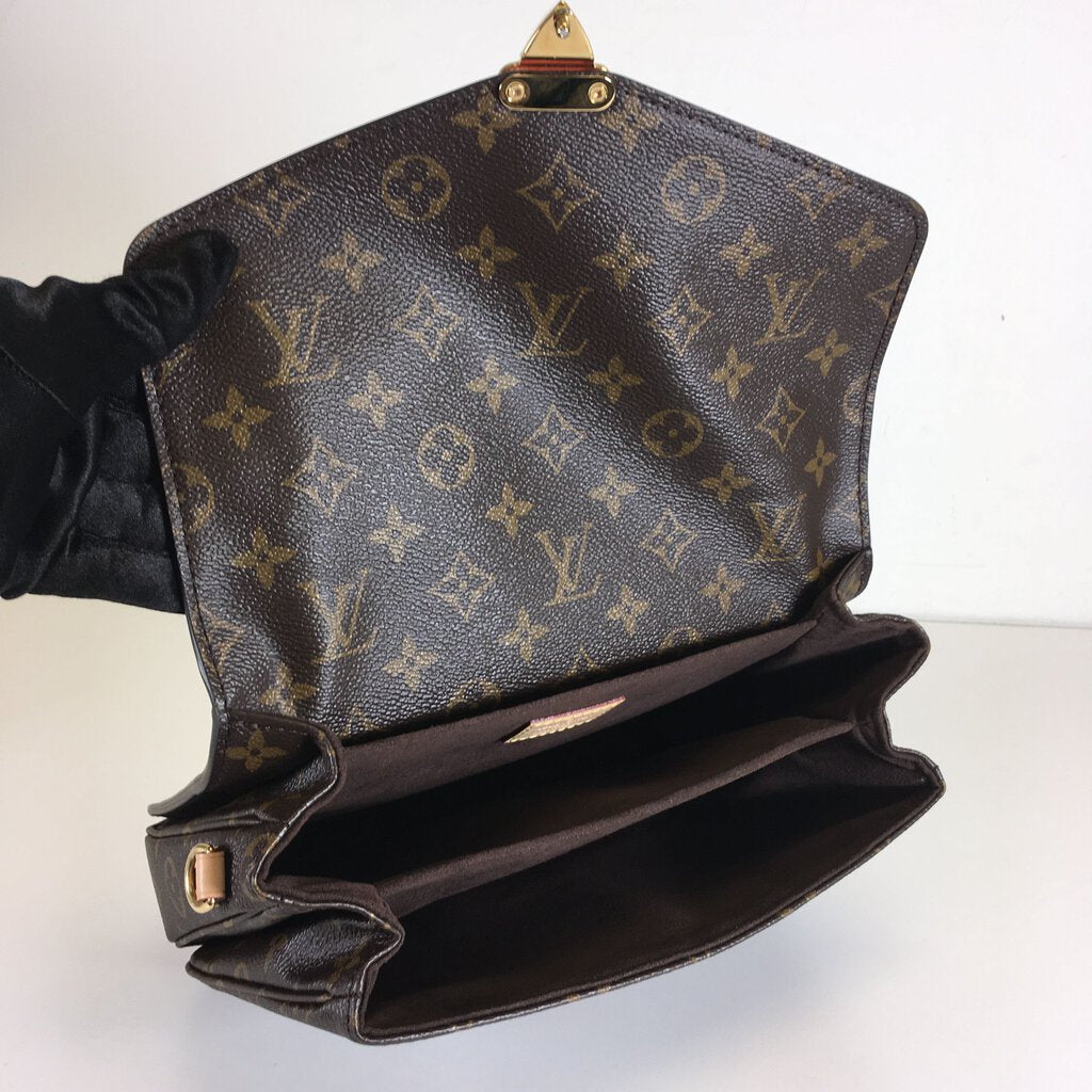 Louis Vuitton Pochette Metis