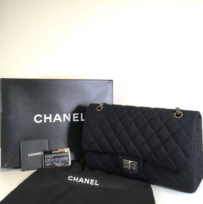 Chanel Reissue 227