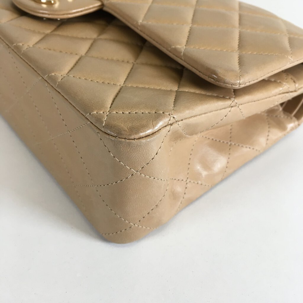 Chanel Vintage ML Flap