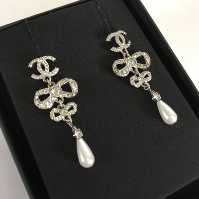 Chanel Dangle Pearl Drop Earrings