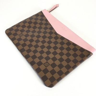 Louis Vuitton Daily Pouch