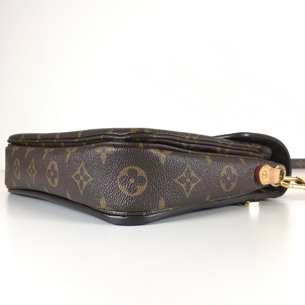 Louis Vuitton Pochette Métis