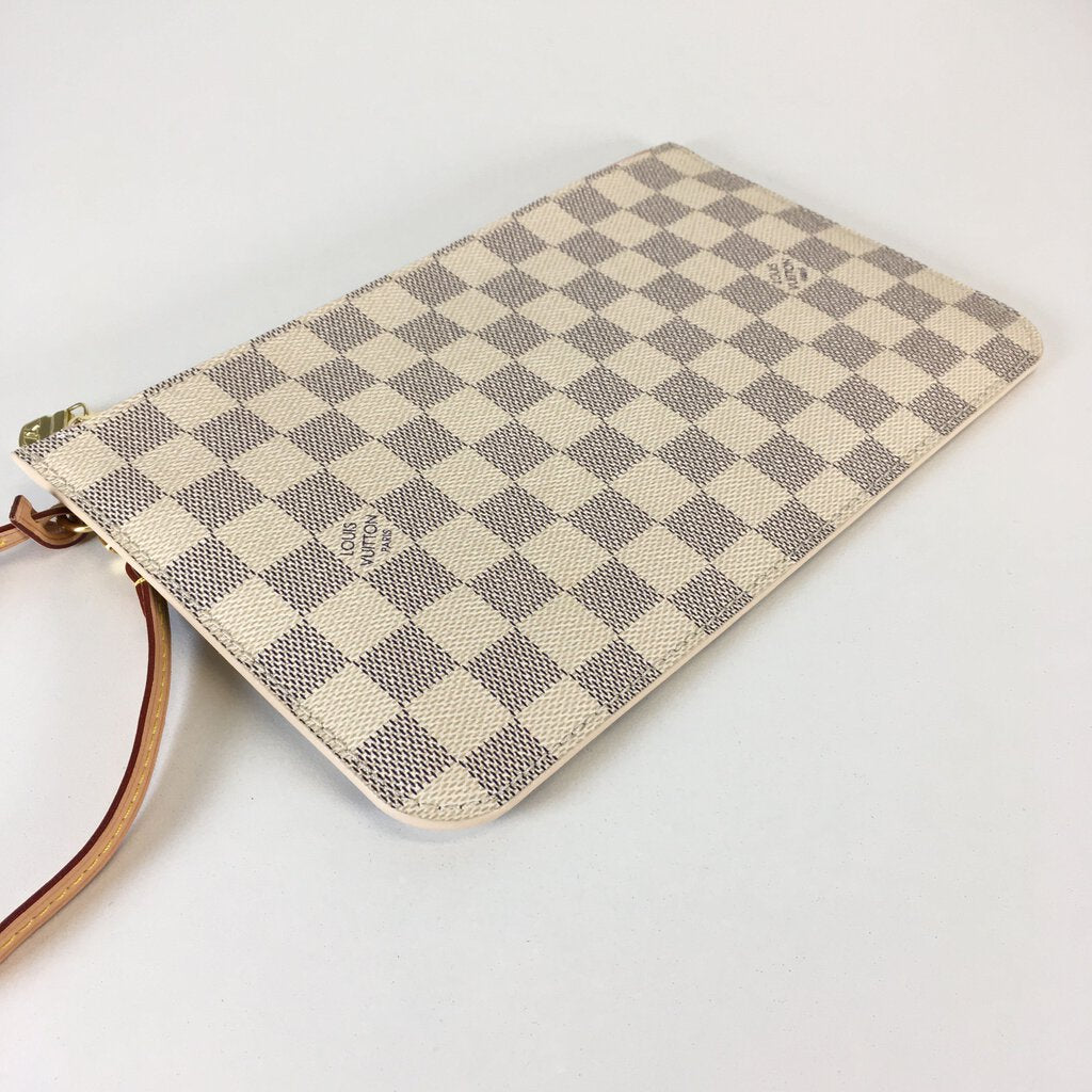 Louis Vuitton Neverfull Pouch