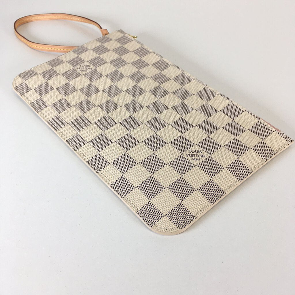 Louis Vuitton Neverfull Pouch