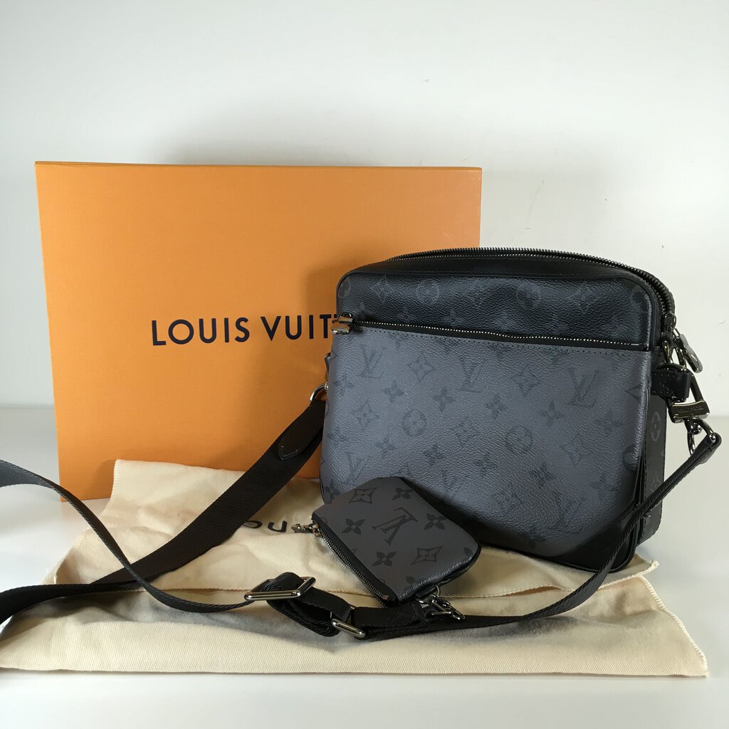 Louis Vuitton Trio Messenger